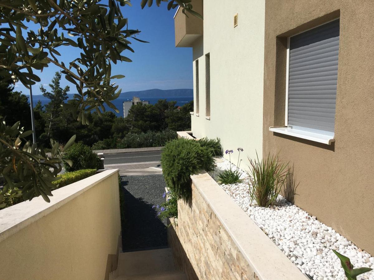 Apartments Casabrillantin Tucepi Exterior photo